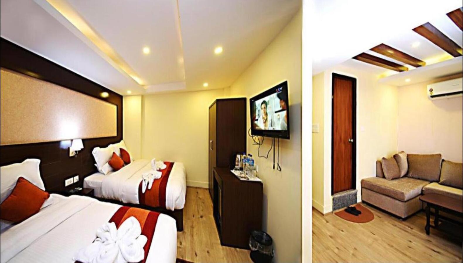 Hotel Sapana Garden Thamel カトマンズ エクステリア 写真