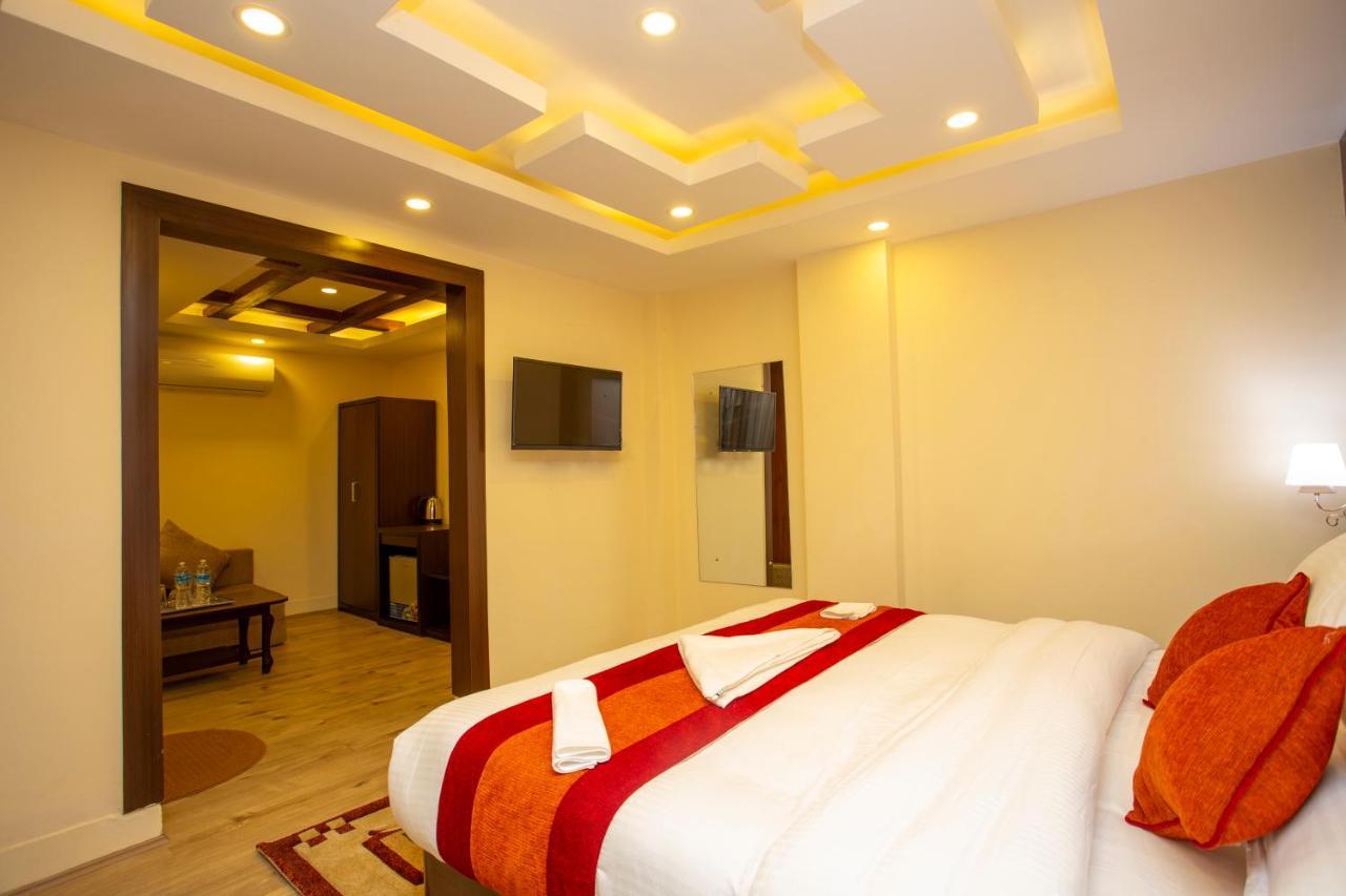 Hotel Sapana Garden Thamel カトマンズ エクステリア 写真