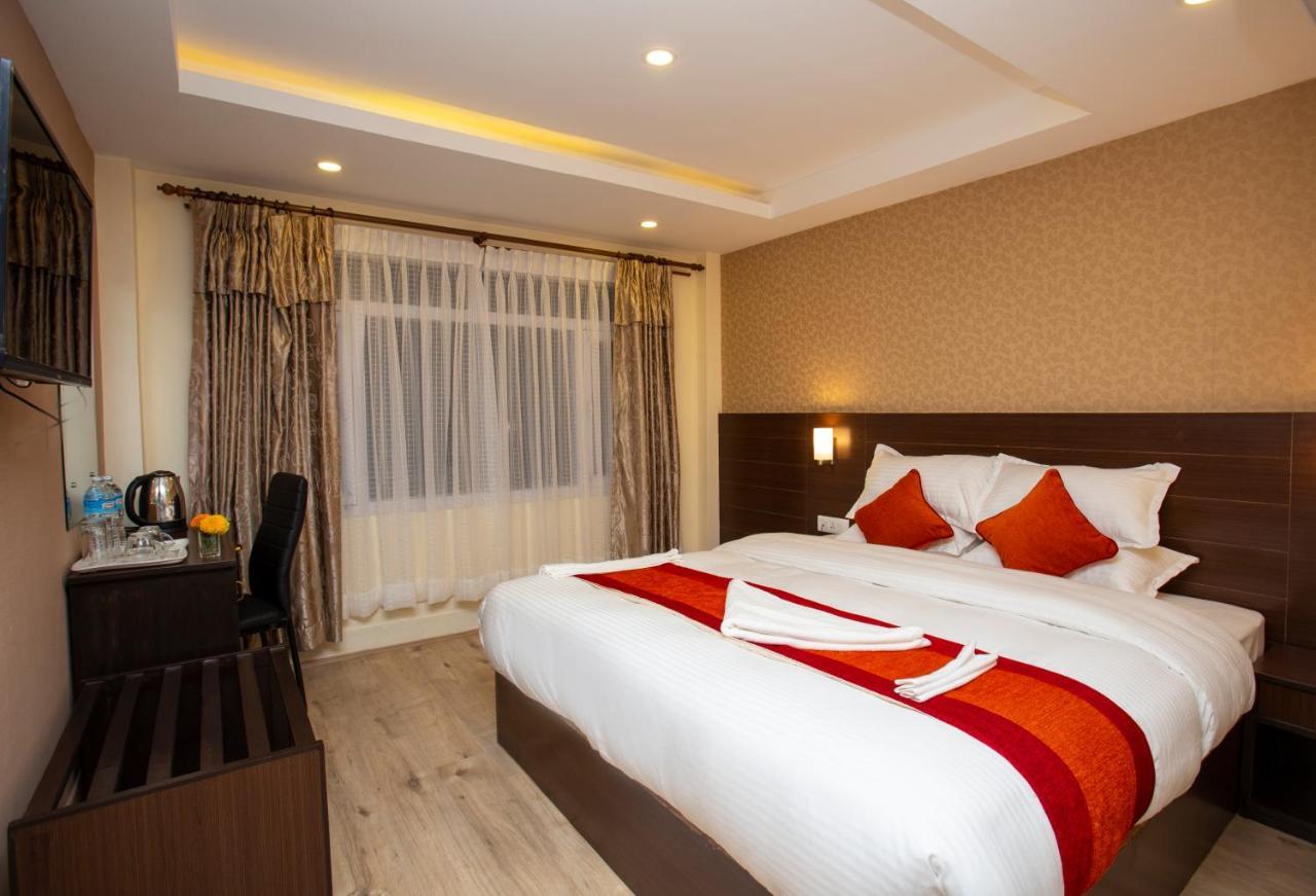 Hotel Sapana Garden Thamel カトマンズ エクステリア 写真