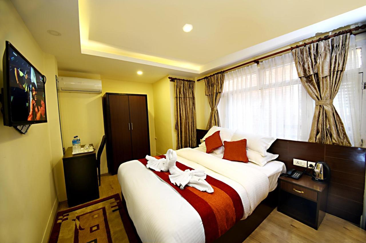 Hotel Sapana Garden Thamel カトマンズ エクステリア 写真