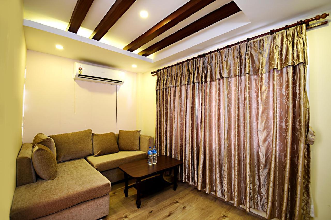Hotel Sapana Garden Thamel カトマンズ エクステリア 写真