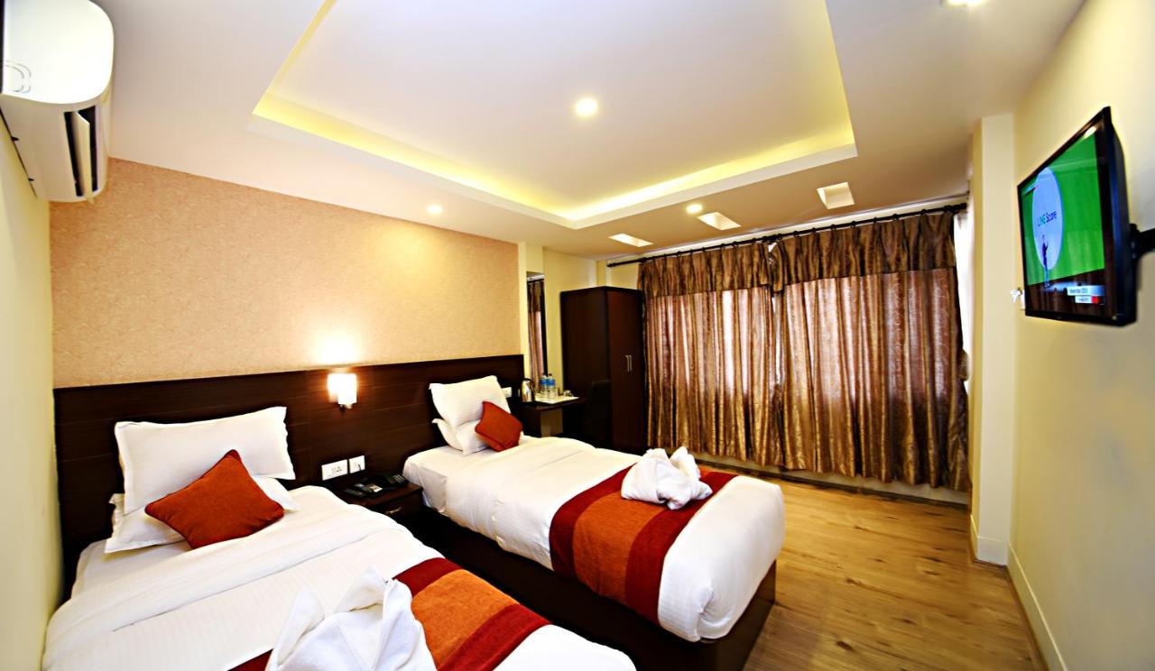 Hotel Sapana Garden Thamel カトマンズ エクステリア 写真