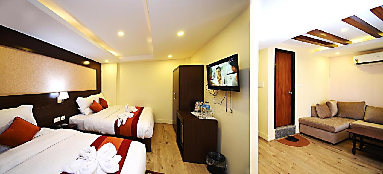Hotel Sapana Garden Thamel カトマンズ エクステリア 写真